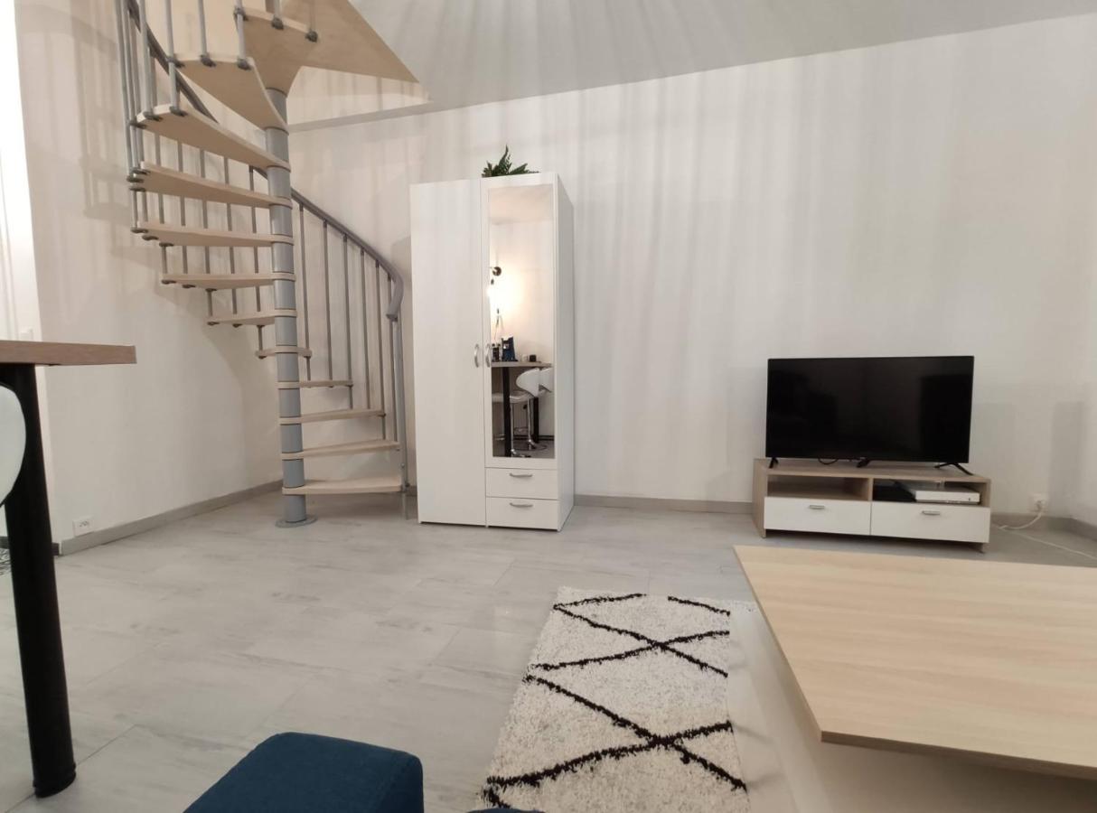 Superbe Duplex En Plein Coeur De Crepy-En-Valois Διαμέρισμα Εξωτερικό φωτογραφία